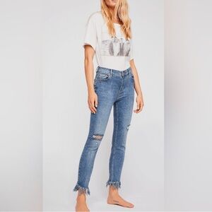 Free People Great Heights Frayed Distressed  Fringe Hem Jeans Womens Size 30